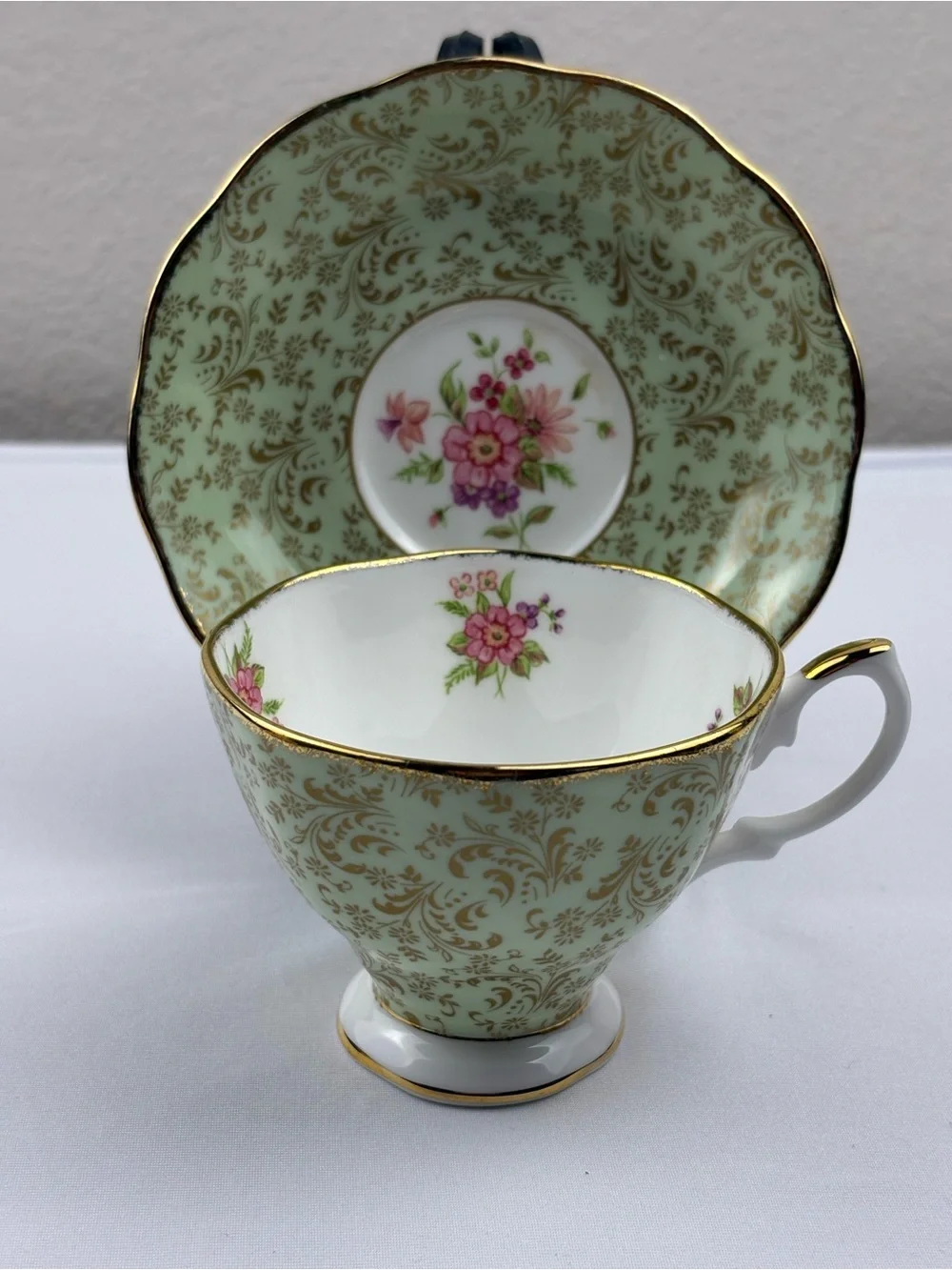 Royal Albert 2006 royal